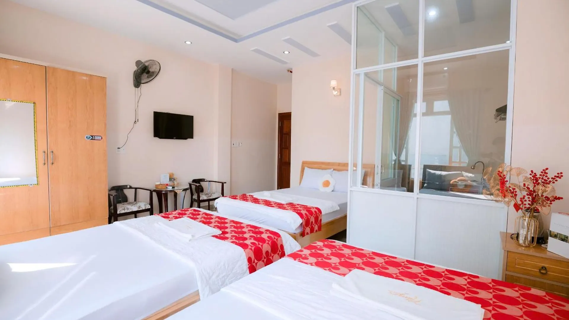 Hotel Nang Vung Tau 2*,  Vietnam